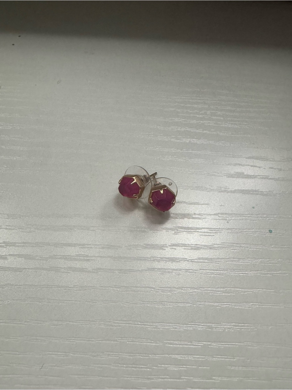 Kendra Scott Taylor Earrings in Rose Gold w/Azalea Illusion Gem